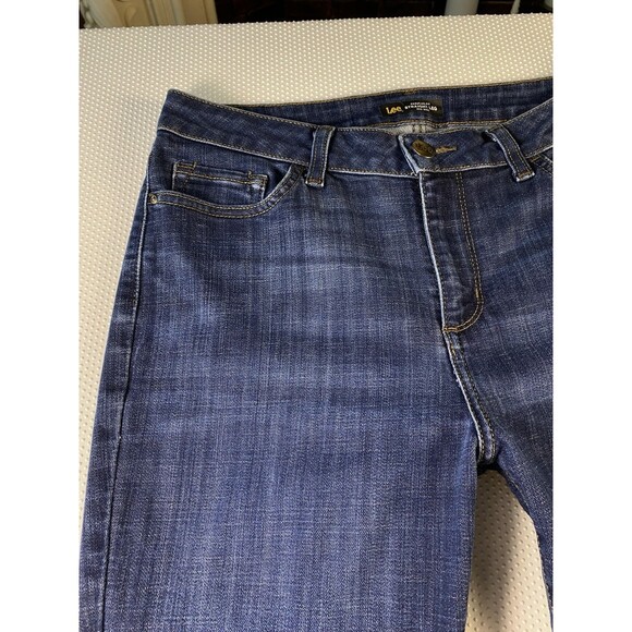 Lee Denim Jeans Medium Wash Regular Fit Straight Leg Mid Rise Women’s Size 12 - Picture 6 of 10